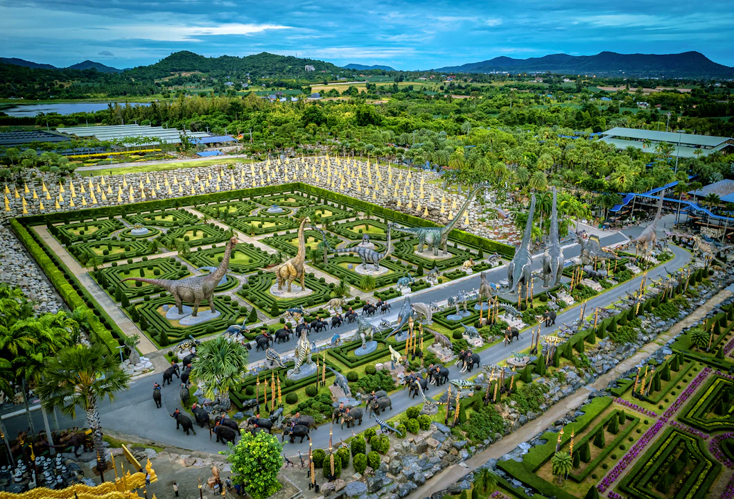 Nong Nooch Tropical Garden Thrillark
